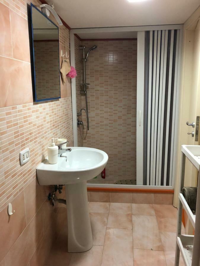 Casa Mila Apartment เนเปิลส์ ภายนอก รูปภาพ